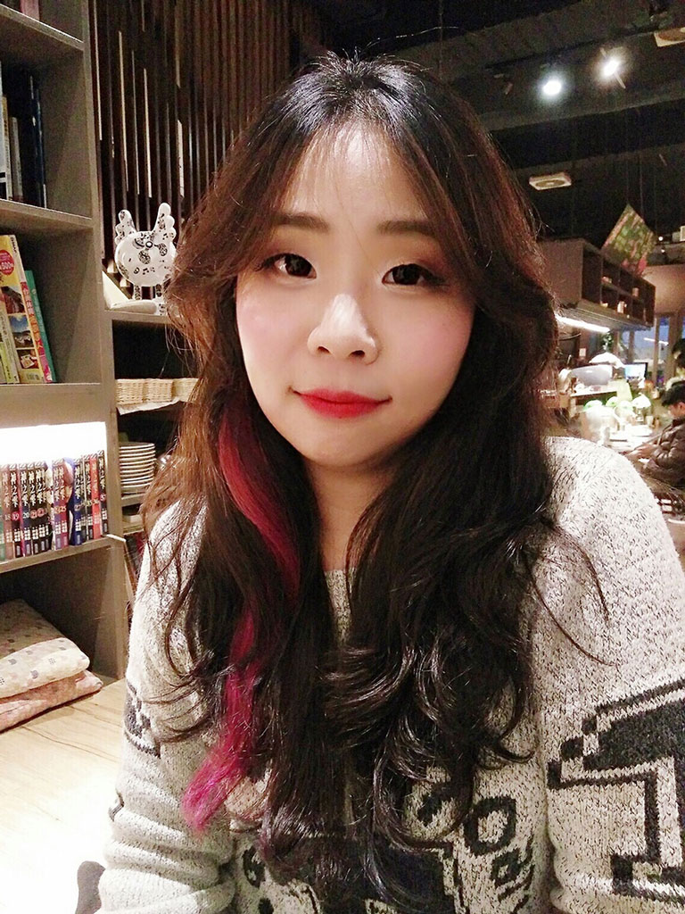 秋冬不敗大地色煙燻妝感